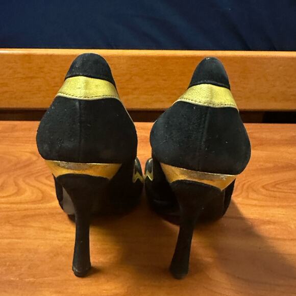 Prada Black Suede Colorblock Pumps Leather Designer Size 37 Gold Design Heels - Picture 11 of 16